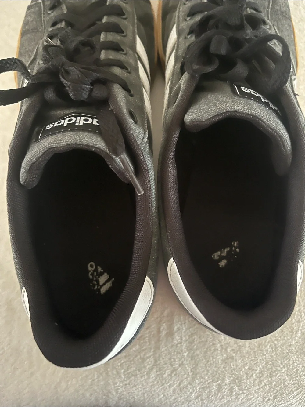adidas Men’s Gray and White Low-Top Sneakers with Gum Sole 13